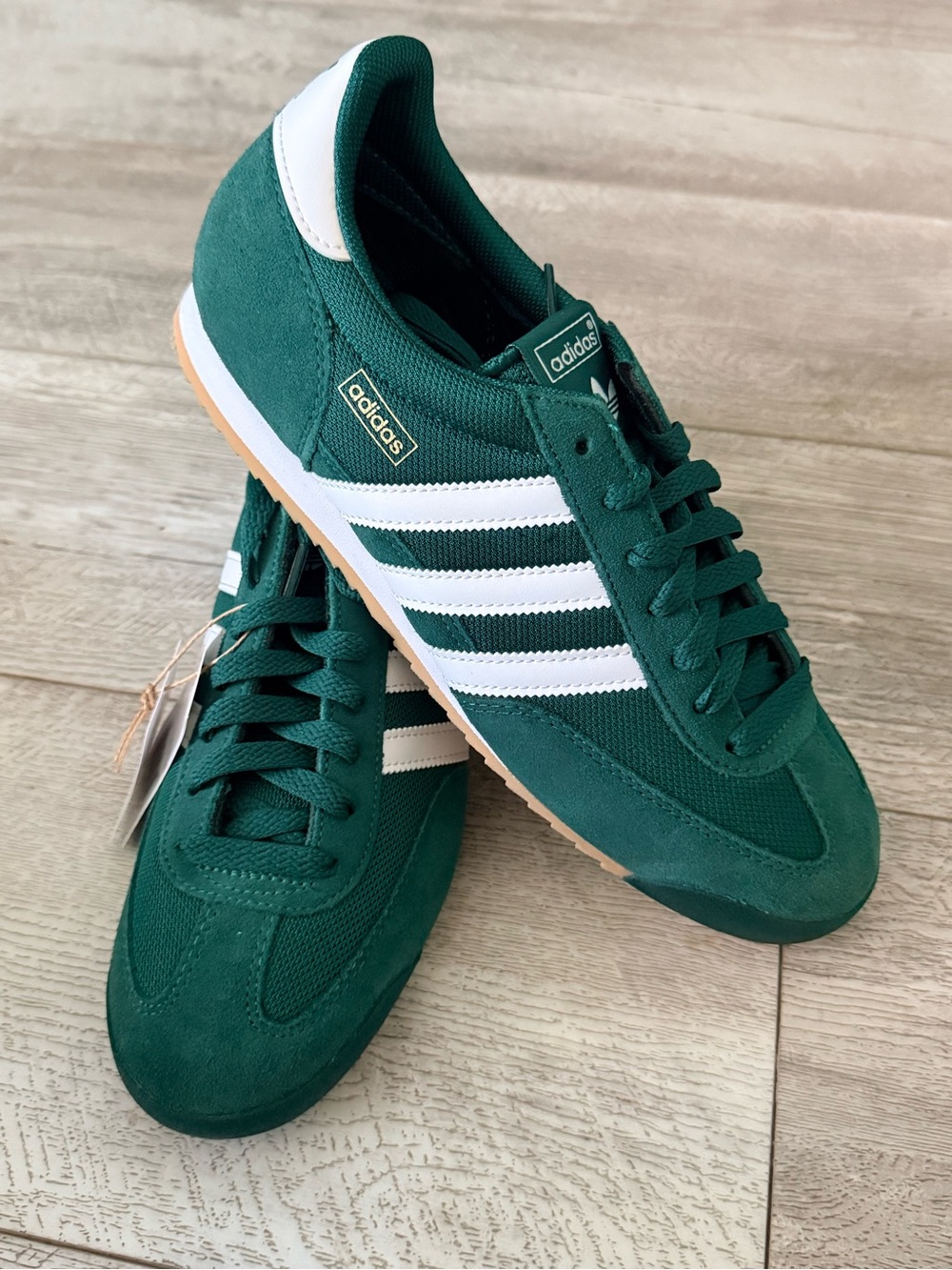 Adidas Country OG Men’s 9.5 Green White Gum Sneakers New With Tags